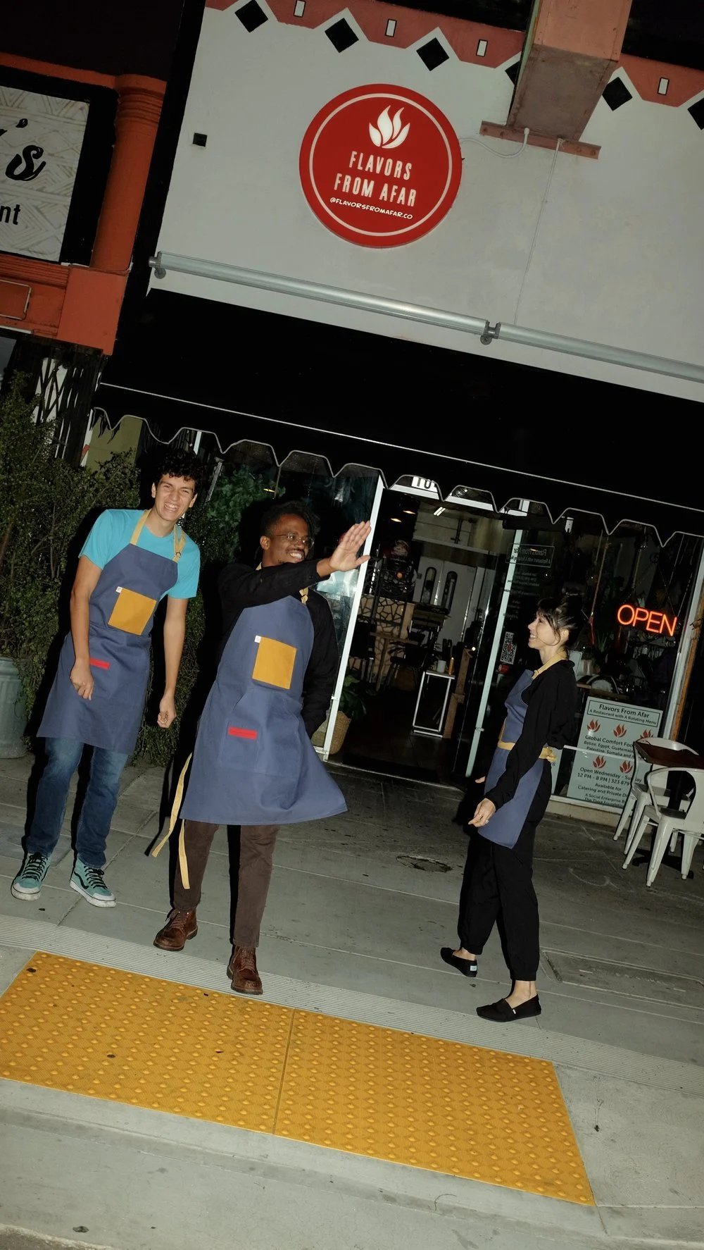 blue restaurant cotton canvas apron uniform for flavors from afar finery